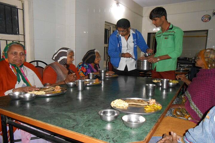 cafeteria